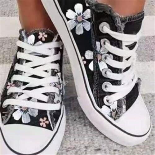 Flats Womens Sneakers Flat Shoes Womens Casual Walking Lightweight Lace-Up Shoes Female Outdoor Shoes