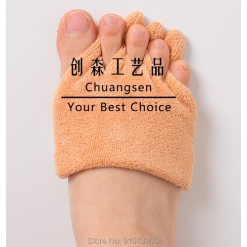 Toe separators for elderly care, toe stretcher separator prevent fester , medical care pad