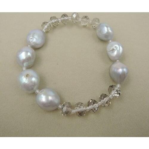 100% freshwater pearl bracelet with nice CRYSTAL beads