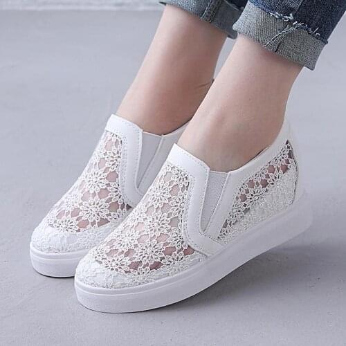 2020 White Women Shoes Summer Mesh Lace Women Casual Shoes Sneakers Breathable Hollow Flat Loafers Slip-On Height Increase Shoe