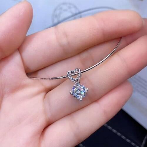 Heart shape love confession style crackling moissanite pendant for necklace with silver 2