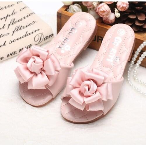 2018 Summer Children Shoes Girls Slippers Cute Comfortable Fashion Kids Slippers Anti-Slip Girls Slippers Beach Sandals