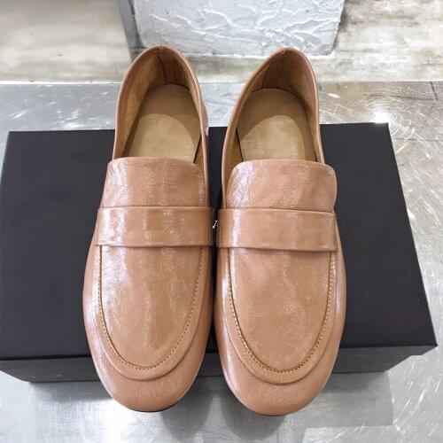 Luruxy Brand Shoes Women Waxy Cowhide Leather Loafers Round Toe Mules Slip-on Casual Ladies Shoes Outwear Walk Flat Shoes Women