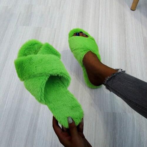 Furry Womens Sandals Outdoor Plush Fur Women Slippers Sandals with Rubber Soles Non-slip Indoor Slippers Zapatillas De Mujer