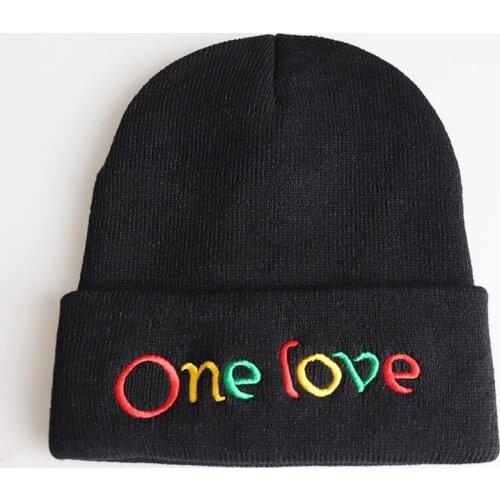 One Love Letter Beanies 2019 New Arrival Men Women Casual Hats Skullies Cap Winter Knitted Embroidery Hats Hot Sale High Quality