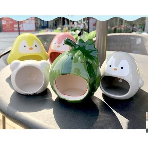 Penguin Cat head -shaped hamster ceramic nest summer cooling supplies sleeping nest small hedgehog golden bear cooling pad