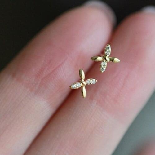 Trendy cute stud earrings for women lucky Clover shape Clear zircon 925 silver earlobe piercing push-back earring girl accessory