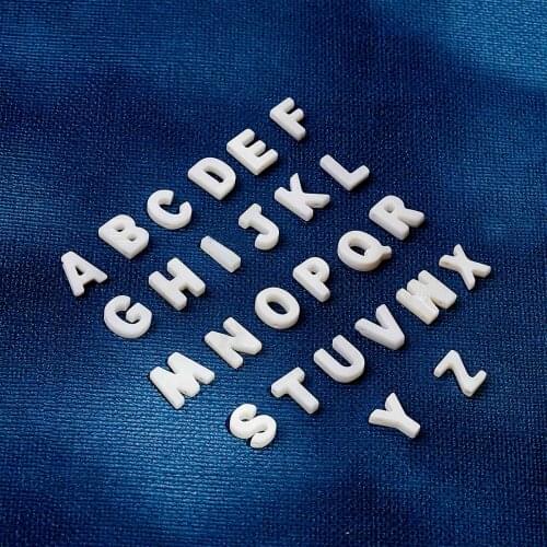5Pcs Alphabet Natural Freshwater Shell Beads A-Z Letter Charms Pendant for DIY Necklace Bracelet Earring Jewelry Making