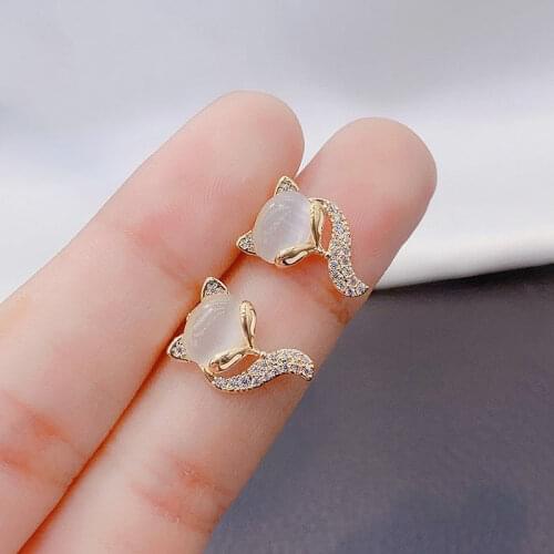 Designer craft natural chalcedony fox diamond earrings retro creative fresh and elegant charm womens silver jewelry