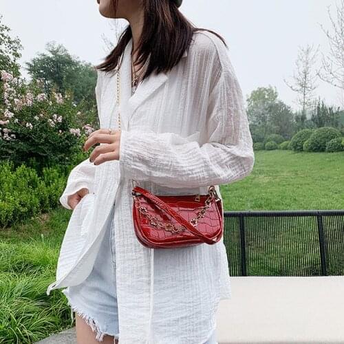 2021 Crocodile pattern mulit color chain temperament girl small underarm bag single shoulder lady diagonal mini phone bag