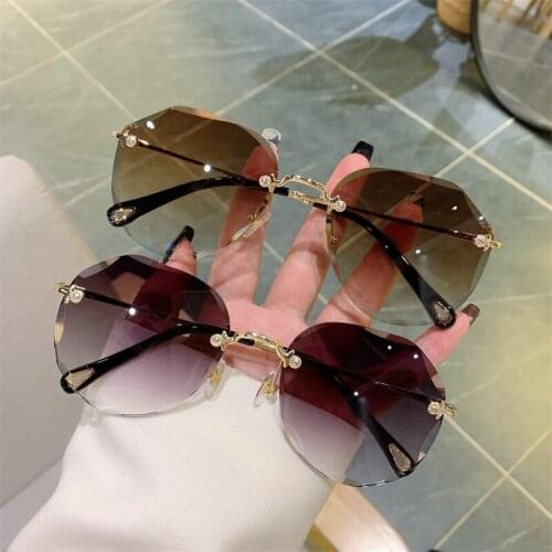 Frameless Cutting Lens Fashion Sunglasses Women 2021 Vintage Designer Wholesale Shades Sun Glasses For Women UV400 Eyewear