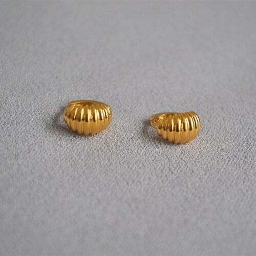 SRCOI Trendy Simple Croissant Spiral Texture Earring Minimalist Metal Small Hoop Earring Women Temperament Fashion Jewelry