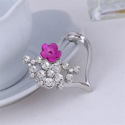 RONGQING 4.2x3.6cm love Flower Brooches for women Up Jewelry Suit Hats Antique Corsages Brand Pin Brooch pins jewelry wholesale