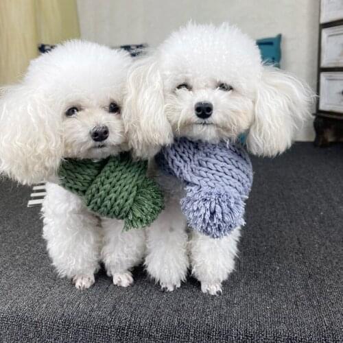 Pet scarf solid color hand-knitted twist to keep warm Teddy Bichon Fat Dog and Cat Scarf