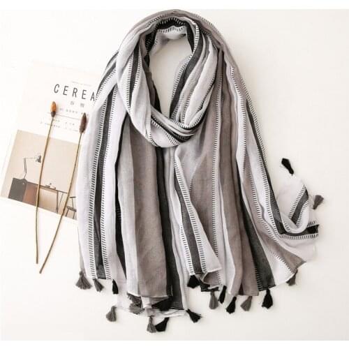 New Plain Cotton Hijab Scarf Pom Muslim Scarf Shawl Solid Color Plaid Scarf Headband Wraps Ladies Turbans