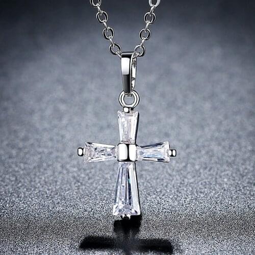 New arrival Rose Gold Color Jesus Cross Pendant Necklaces for Women Crystal Pendant O-chain Necklace Bijoux Jewelry