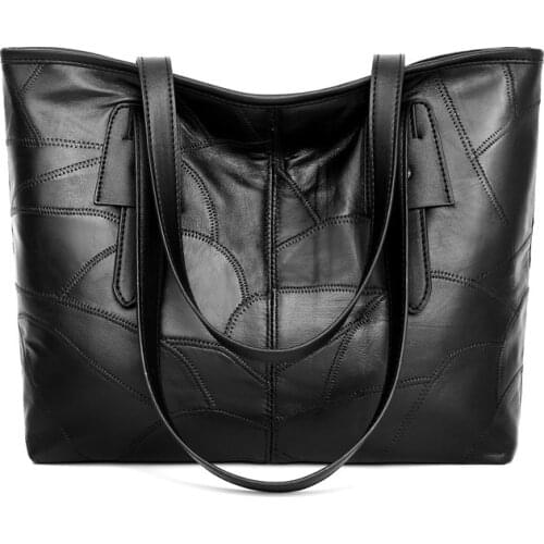 2021 new Korean version of womens handbag leather womens bag large capacity one shoulder bag splice Imitation sheepskin bag