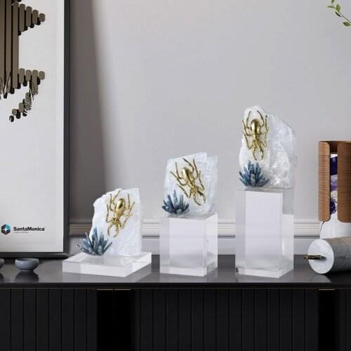 Luxury Crystal Rough Golden Brass Insect Figurines Modern Home Accessories Decoration Living Room Hotel Clubhouse Ornaments