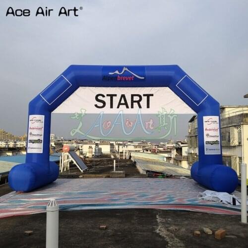 7.9m W x 5.1m H Blue standing freely arches inflatable start finish line arch with removable hanging banners for Switzerland