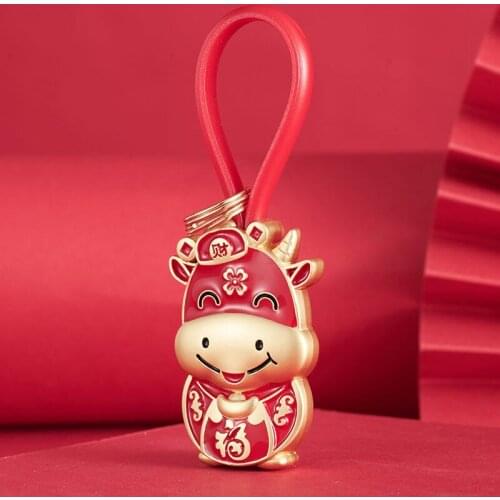 Year of the Ox Hot Sale Mascot Car Keychain Cute Pendant Lucky Auspicious Decoration Lucky Car Key Pendant