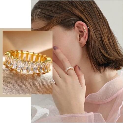 Women Temperament Luxury Bling CZ Stones Wedding Rings, Gold Tone Metal Brilliant Cubic Zirconia Engagement Finger Jewelry