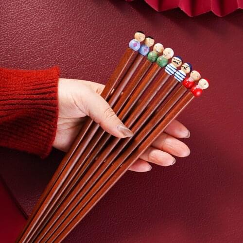 One Pair Creative Chop Sticks High-End Solid Wood Home Kitchen Personality Cute Non-Slip Hot Pot Chopsticks