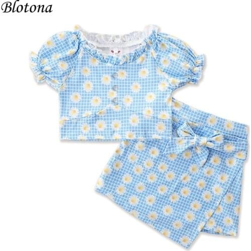 Blotona 2Pcs Little Girls Outfit, Summer Daisy Printing Stringy Selvedge Short Sleeve Button Tops + Pantskirt Set, 1-6Years