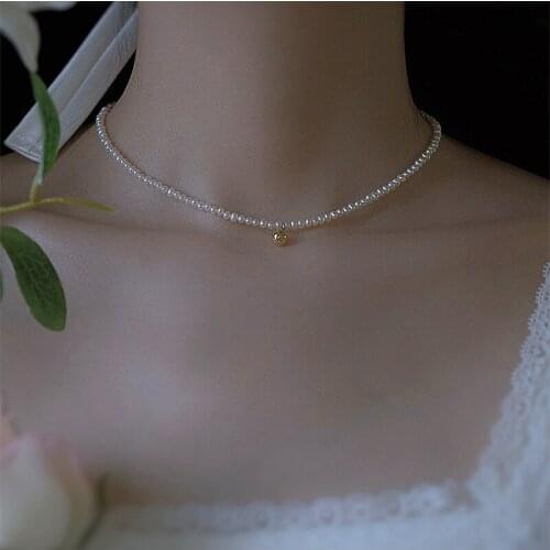 Trend Imitation Pearl Necklace Retro Design Choker Necklaces for Women Collarbone Chains Necklace Jewelry Accessories Collares
