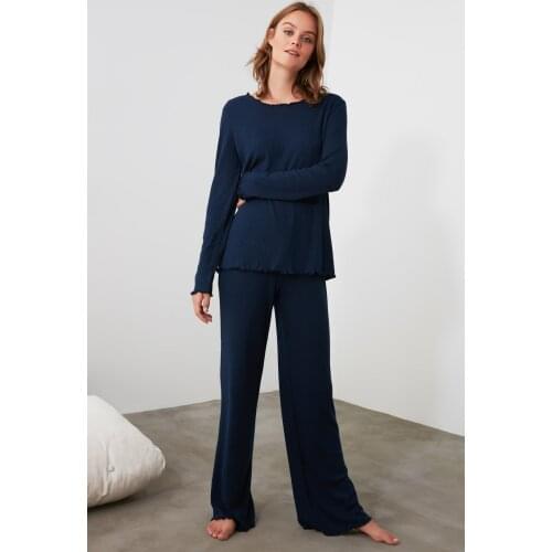 Trendyol Camisole Knitted Pajamas Set THMAW21PT0459