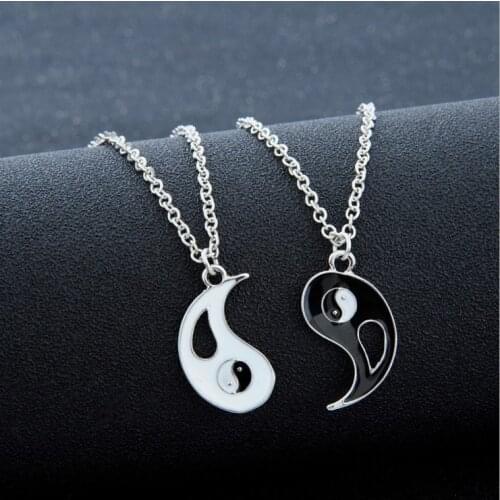 2 Pcs/set Best Friends Couple Necklaces Yin Yang Charm Pendant Necklace Jewelry Fit Fashion Lovers Sisters Valentines Gift
