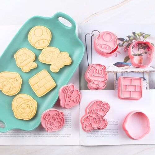 6pcs/sets Super Mario cookie mold 3D cartoon frosting cookie fondant plastic push-type household baking mold Christmas gift