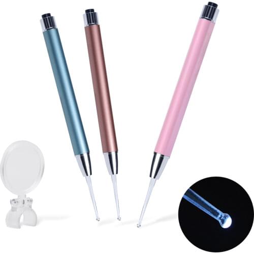 1pcs Ear Cleaner Ear Wax Removal Tool Flashlight Earpick Ear Cleaning Earwax Remover Ear Curette Light Spoon with magnifier