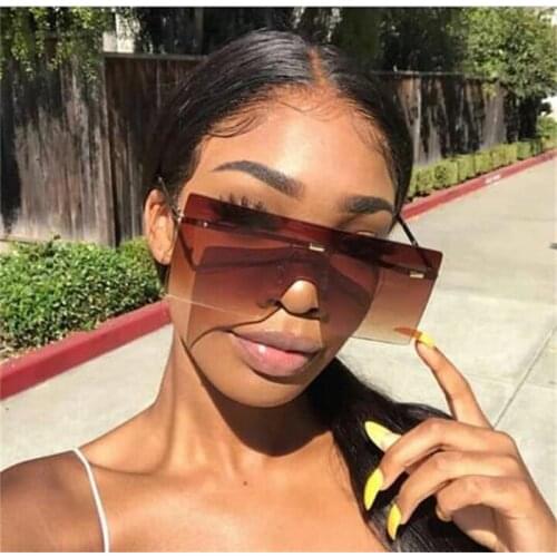 Retro Fashion Big Square Sunglasses Women Oversized Goggles Green Mirror Classical Gorgeous Sun Glasses Mens Luxury Designer