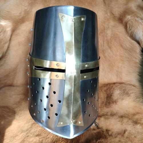 Halloween party Nighclub bar stage show helmet Medieval Crusader Knight Helmet catwalk show prop Hat cosplay mask