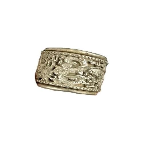 Antique Tibetan Silver (double dragon) refers to the old silversmith to create two outer layers that can rotate