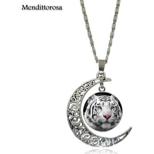 Mendittorosa Necklace With Silver Plated Glass Cabochon Crescent Moon Shaped Choker Long Pendant Necklace For Women Gift Tiger