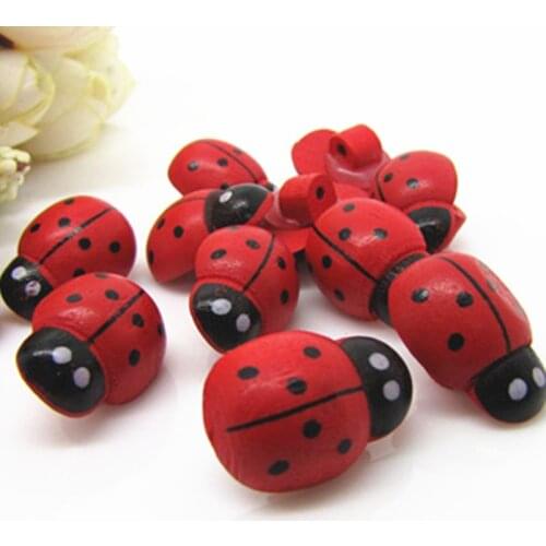 50pcs 17*24mm Animals Ladybug 2 Holes Wooden Buttons for Sewing Clothing Accessories natural handmade art 7NK02