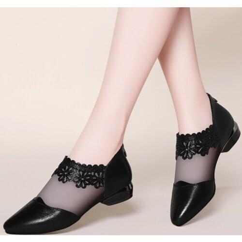 Explosions European and American mesh sandals women summer new lace flower shoes soft bottom breathable zipper leather shoes