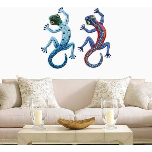 Eye-catching 2Pcs Sturdy Wall-mounted Mix Color Hanging Gecko Pendant Ornament Iron Wall Sculpture Lightweight for Patio