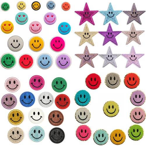 1Pcs Round Expression Smiley Face Patch Clothes Iron on Embroidered Sew Applique Cute Fabric Badge Garment Apparel Accessories