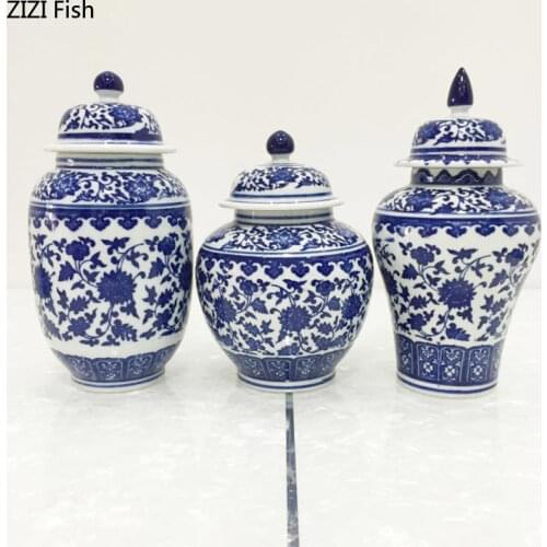 Chinese Classic Ceramic Painted Vase Antique Blue and White Porcelain Floral Arrangement Vintage Home Decor Crafts Storage Jar