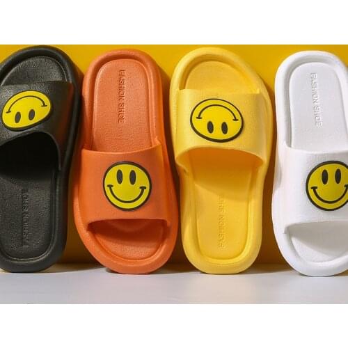 Home Slippers Women Cartoon Smile Summer Shoes Non-slip Bath Flip Flops Indoor Slip On Sandals Men Casual Shoes Zapatillas Mujer