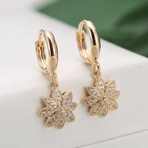 DE202 Fashion Sweet Delicacy 4A Zircon Flower Geometry Earrings GIRLS Gift Party Banquet WOMENS Jewelry Earrings 2021