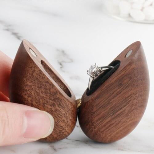 Heart Shaped Walnut Wood Ring Box Wooden Organizer Storage Wedding Jewelry Container Case for Proposal Engagement