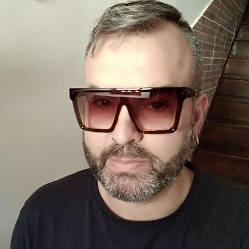 2019 New Oversized Shield Visor Sunglasses Women Large Size Sunglasses Men Transparent Frame Vintage Big Windproof Retro Glasses