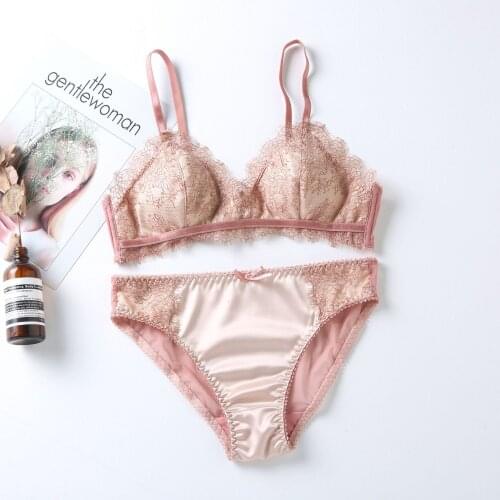 Sexy Women Lingerie Set Satin Light Weight Bralette Wireless Padded Bra High Cut Pantie Lace Underwear for Female Frech Style