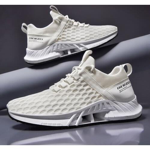2021 summer new sports flying woven breathable shoes Korean fashion casual couple shoes trend student white mens shoes