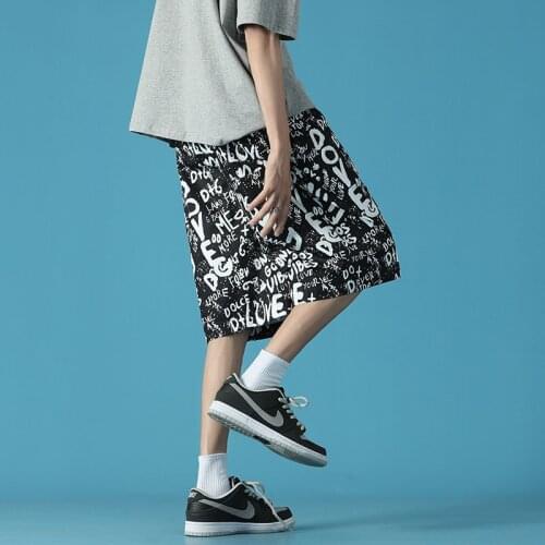 Shorts Men Cartoon Graffiti Print Bermuda Beach Knee-length Shorts Plus Size Mens Shorts Elastic Waist Summer Sweatpants