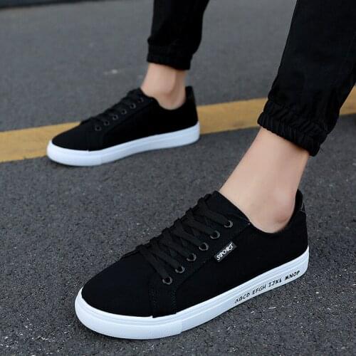 Canvas Shoes Vogue Men Skateboarding Shoes Breathable Leisure Korean Low Tide Black White Men Shoes Flat Oxford Sports Shoes