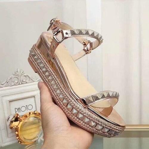 Luxury Shoes Women Designers Fashion Brand Wedges Shoes for Women Studded Rivets Platform Wedge Sandalias De Verano Para Mujer